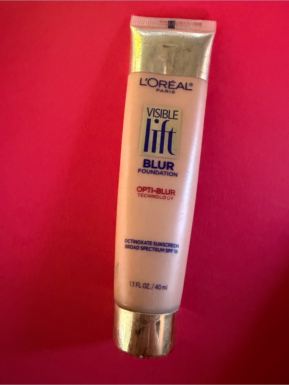 NEW L'Oréal Paris Visible Lift Blur Foundation- 205 NATURAL BUFF